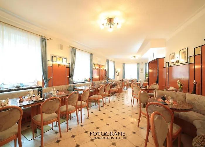 Cafe am Donautor