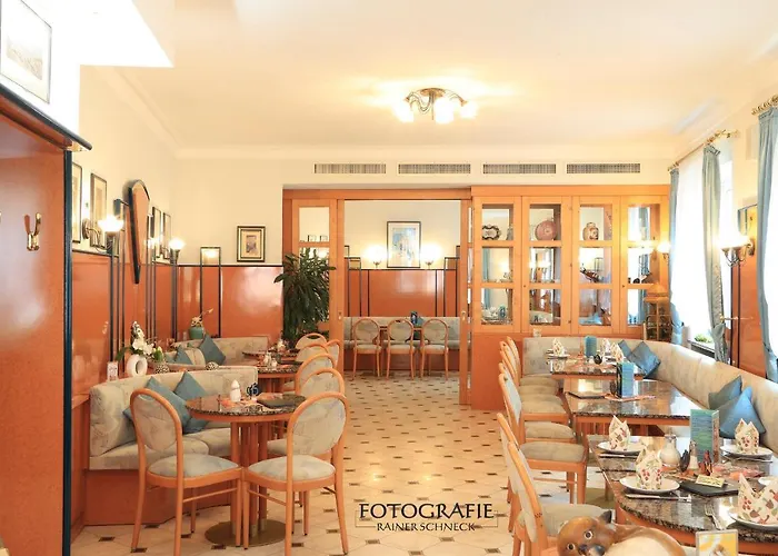 Cafe am Donautor